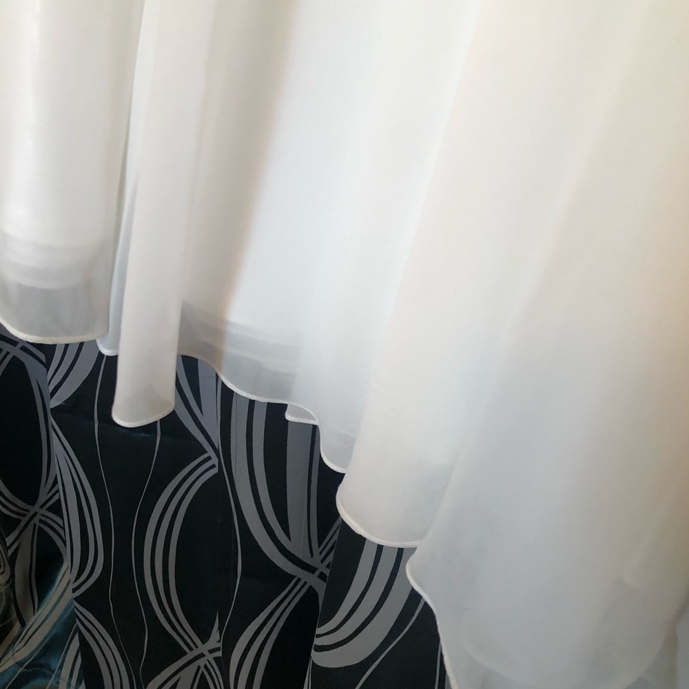 White Bedazzled Marilyn Monroe style halter gown - Picture 12 of 13